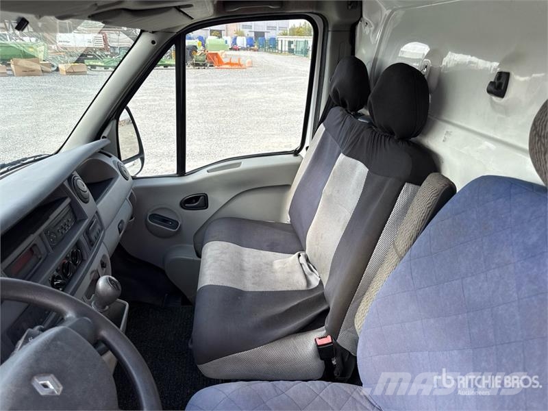Renault Master مركبات الأغراض العامة