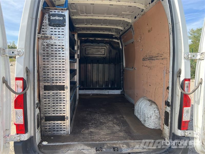Renault Master Κλούβες με συρόμενες πόρτες