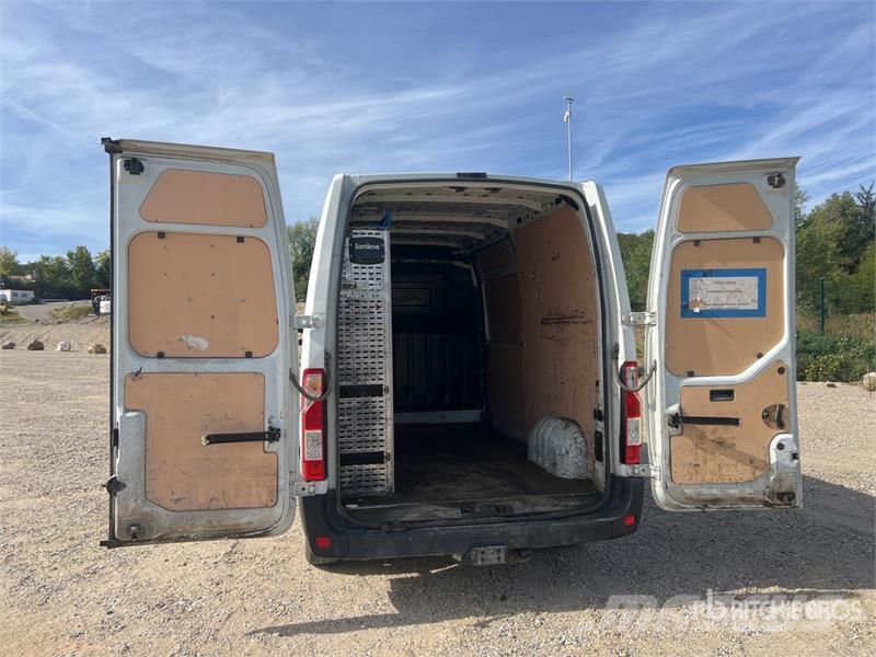 Renault Master Κλούβες με συρόμενες πόρτες