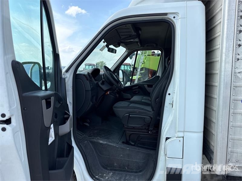 Renault Master 150dCi Van Truck Dobozos teherautók
