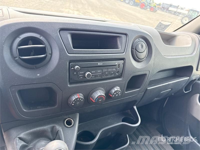 Renault Master 150dCi Van Truck Dobozos teherautók