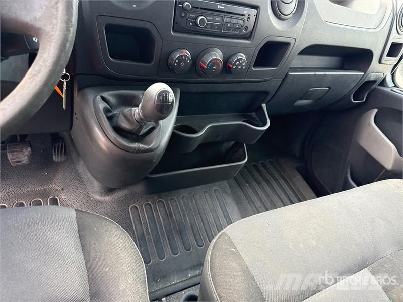 Renault Master 150dCi Van Truck Dobozos teherautók