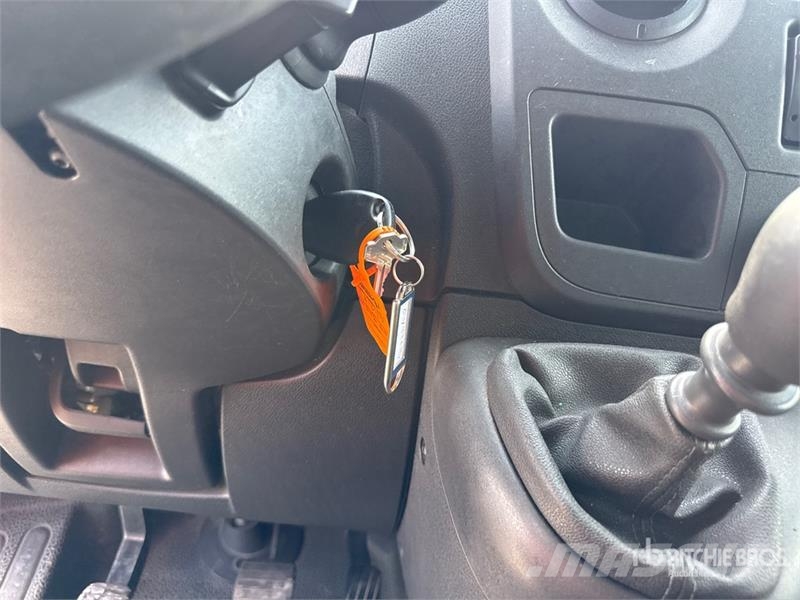 Renault Master 150dCi Van Truck Dobozos teherautók