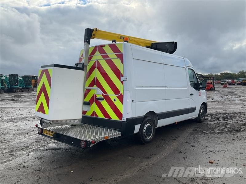 Renault Master 4x2 Bucket Truck w/2023 Versalift VTE-125 1 Truck & Van mounted aerial platforms
