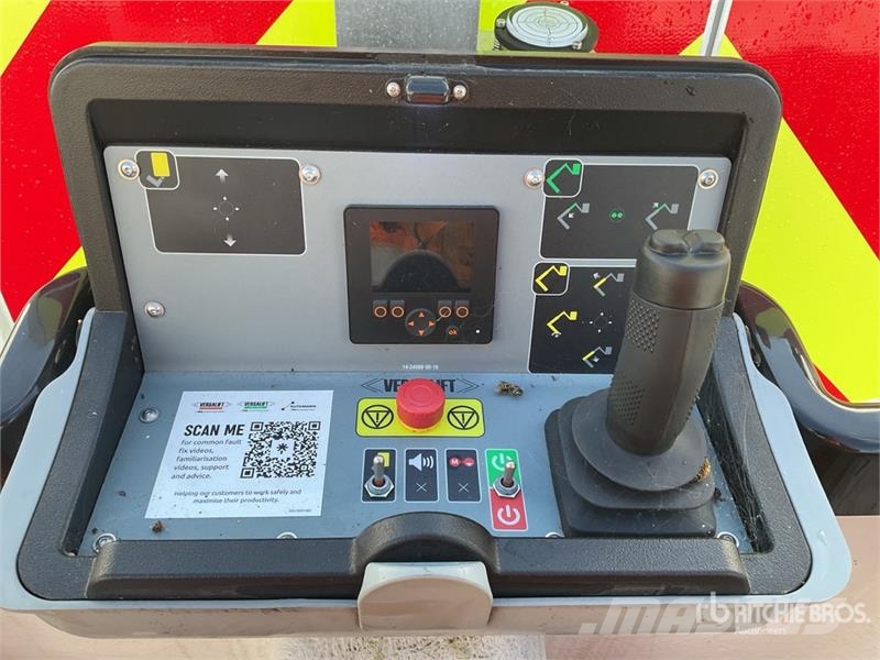 Renault Master 4x2 Bucket Truck (Unused) w/2023 Versalift  المنصات الهوائية المثبتة على شاحنة
