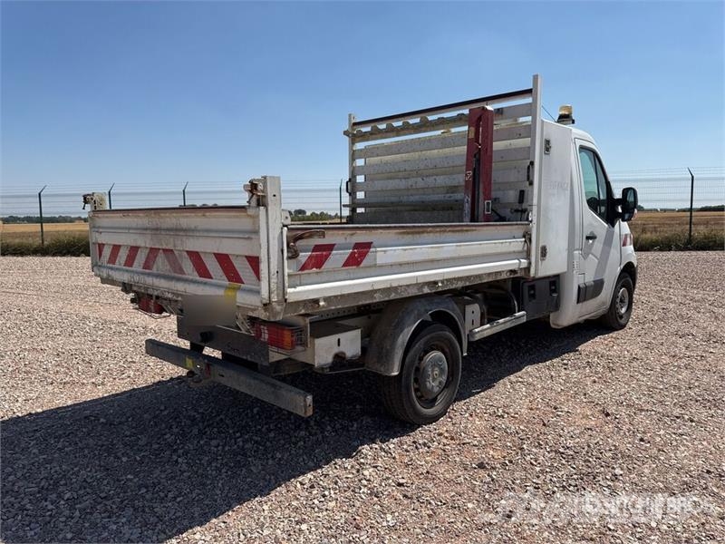Renault Master 4x2 Camion Benne Dump Truck (Inoperable) Kiperi kamioni