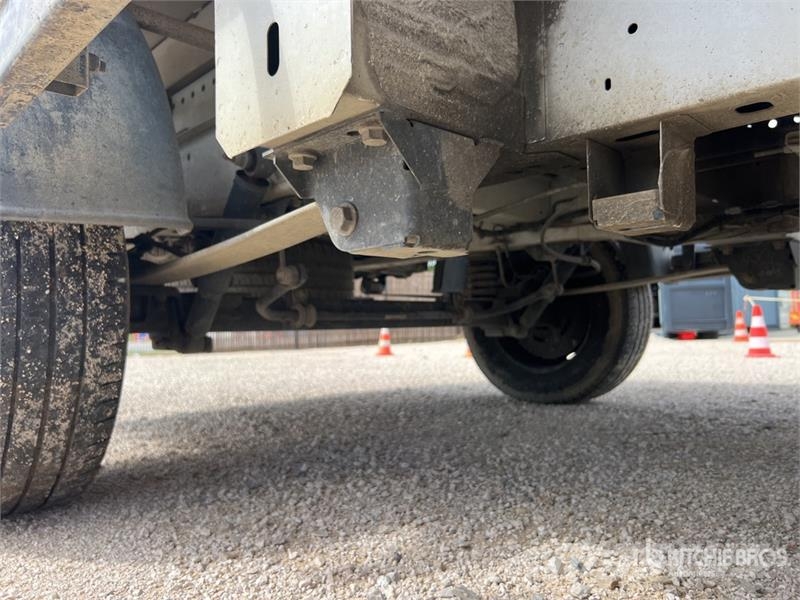 Renault Master Camion Benne Dump Truck (Inoperable) شاحنات قلابة