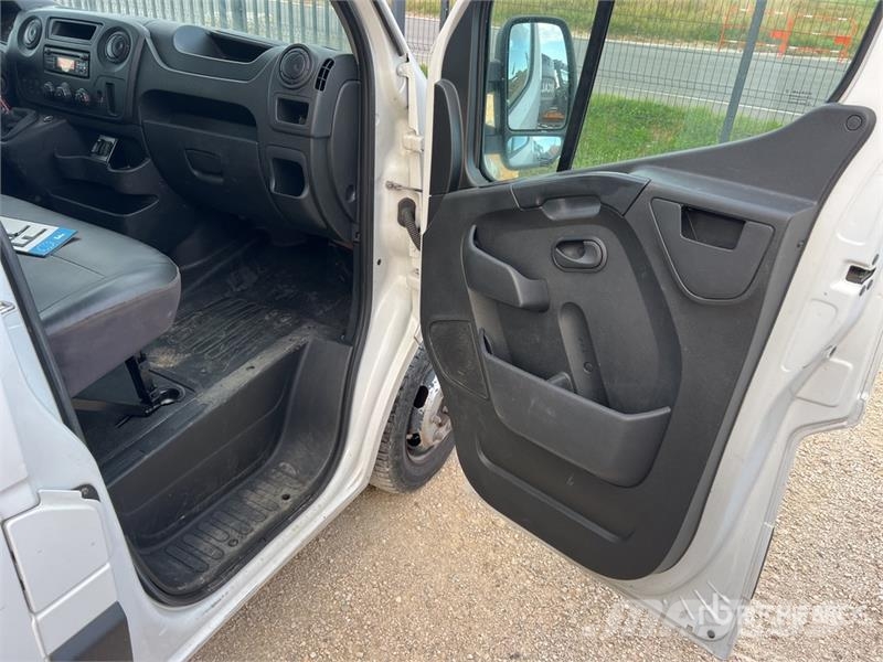 Renault Master Camion Benne Dump Truck Kallurid