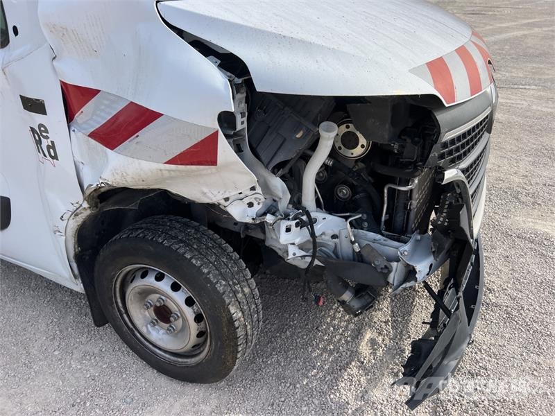 Renault Master Camion Nacelle Bucket Truck (Inoperable) LKW-Arbeitsbühnen