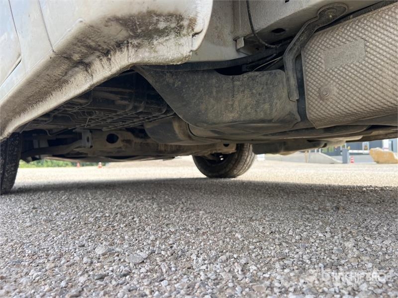 Renault Master Camion Benne Dump Truck (Inoperable) شاحنات قلابة
