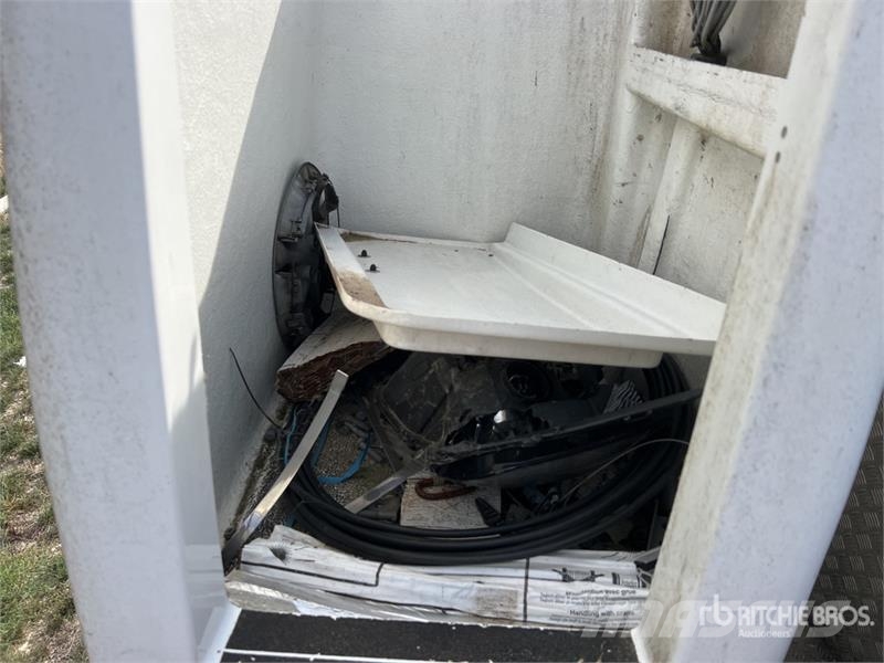 Renault Master Camion Nacelle Bucket Truck (Inoperable) LKW-Arbeitsbühnen