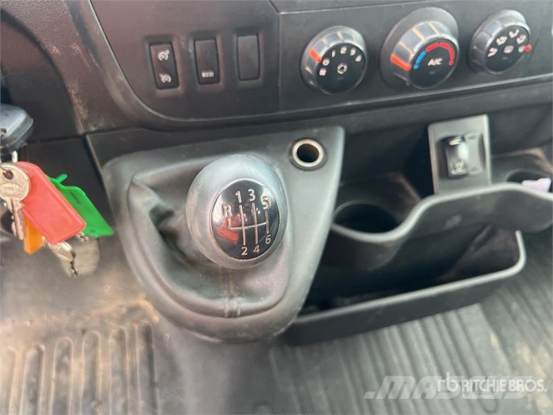 Renault Master Camion Benne Dump Truck Kallurid