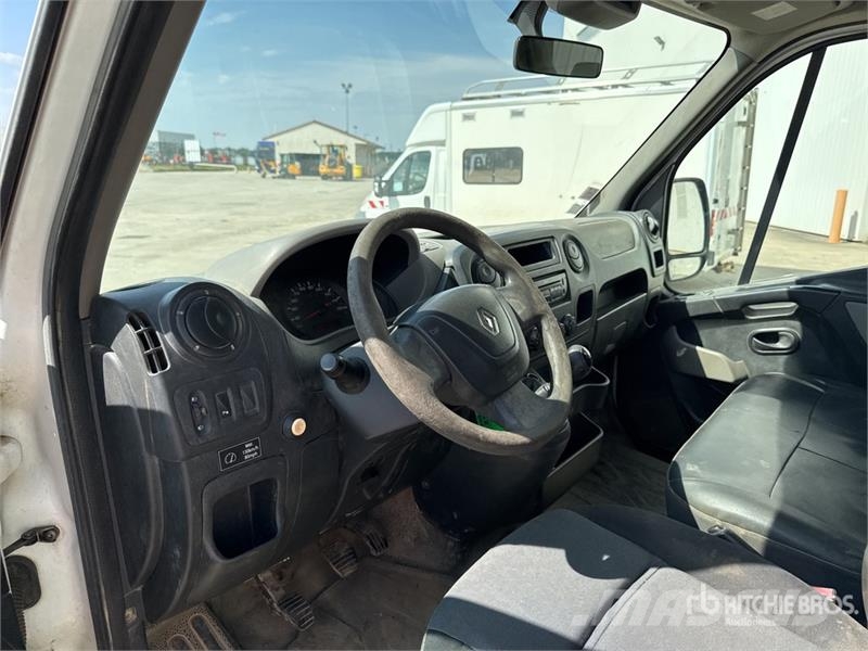 Renault Master dCi 100 Vehicule Utilitaire Cargo Van Furgonetas /Furgón