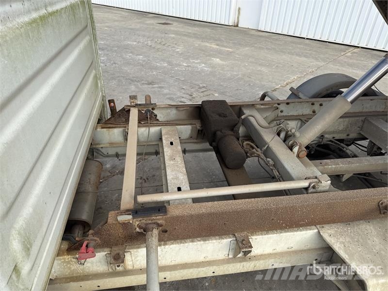 Renault Master dCi 100 4x2 Camion Benne Dump Truck Pašizgāzējs
