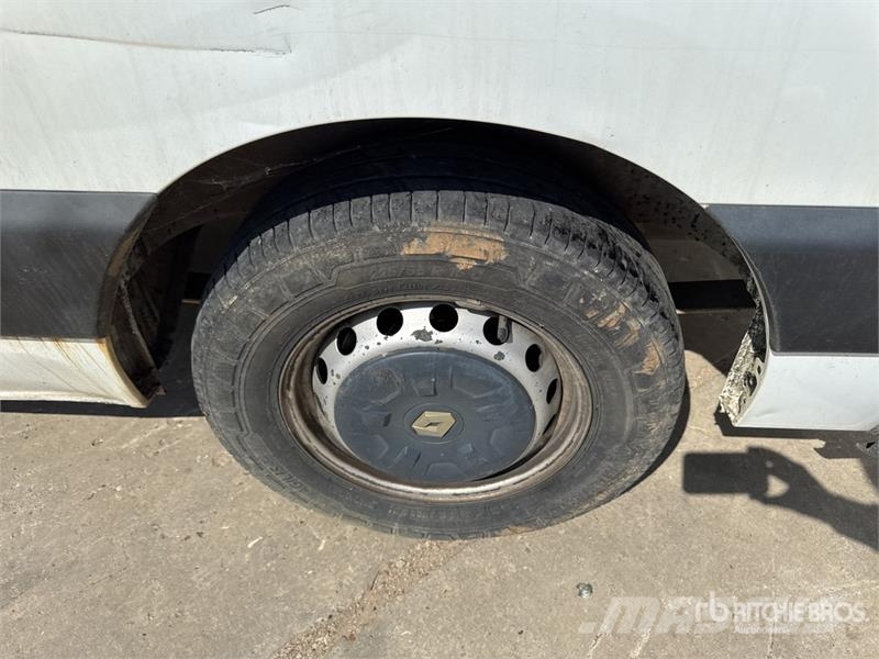 Renault Master dCi 100 Vehicule Utilitaire Cargo Van Furgonetas /Furgón