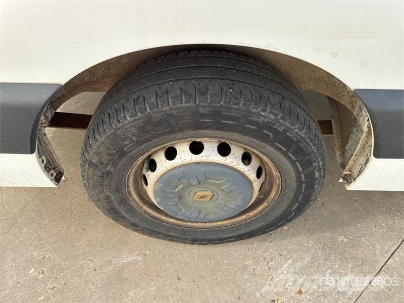 Renault Master dCi 100 Vehicule Utilitaire Cargo Van Furgonetas /Furgón