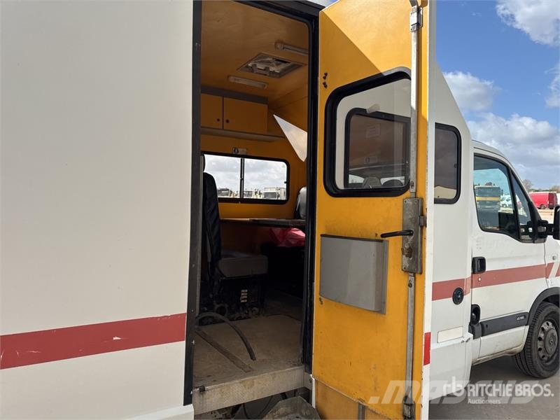 Renault Master dCi 100 Vehicule Utilitaire Cargo Van Furgonetas /Furgón