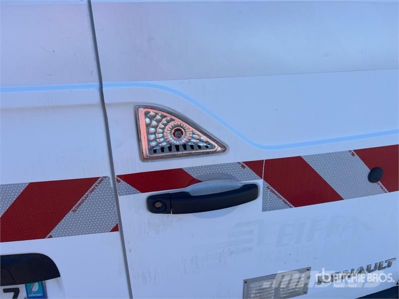 Renault Master DCI 125 Vehicule Utilitaire Cargo Van Furgões