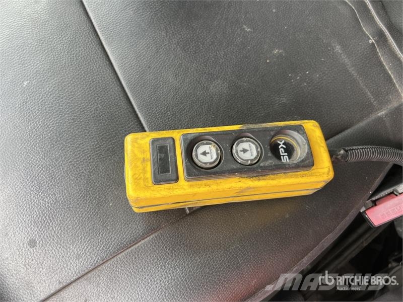 Renault Master dCi 125 4x2 Extended Cab Camion Benne Dump Camiones bañeras basculantes o volquetes