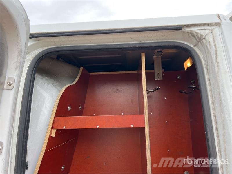 Renault Master dCi 125 4x2 Extended Cab Camion Benne Dump Camiones bañeras basculantes o volquetes