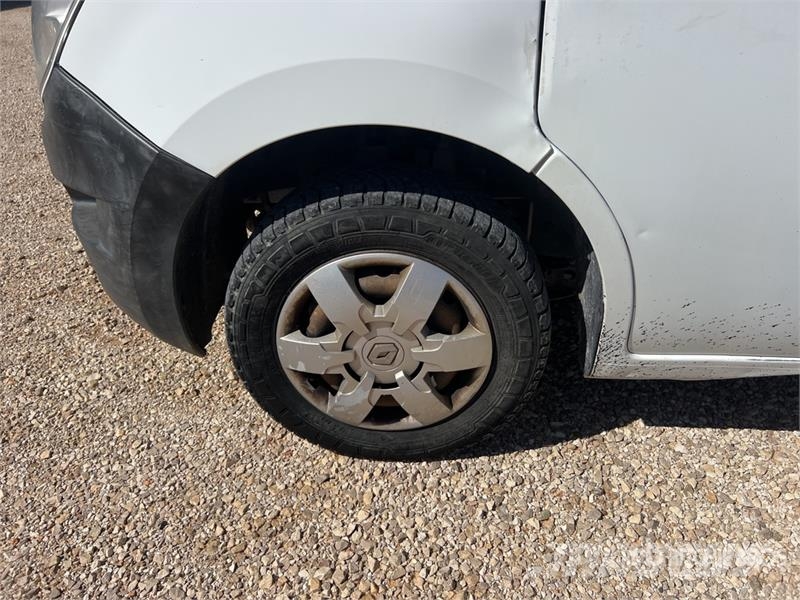 Renault Master DCI 125 Vehicule Utilitaire Cargo Van Furgões