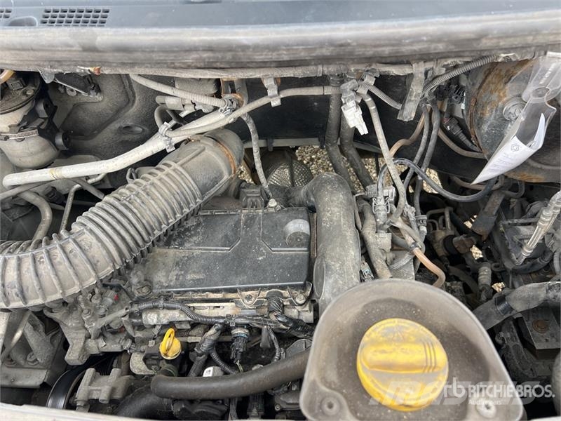Renault Master dCi 125 4x2 Extended Cab Camion Benne Dump Camiones bañeras basculantes o volquetes