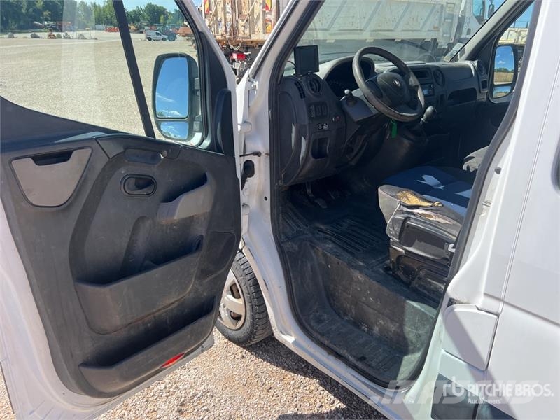 Renault Master DCI 125 Vehicule Utilitaire Cargo Van Furgões
