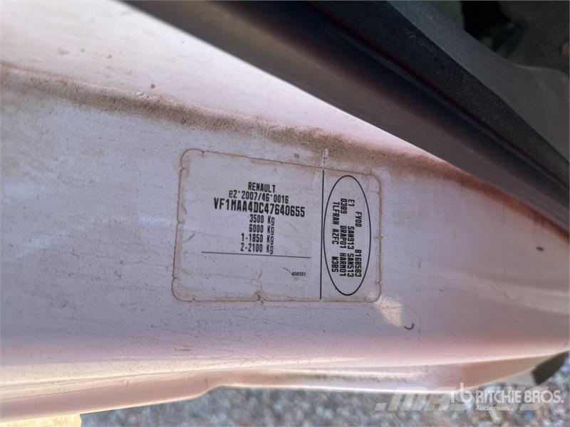 Renault Master dCi 125 Vehicule Utilitaire Cargo Van (Inop Furgonetas /Furgón
