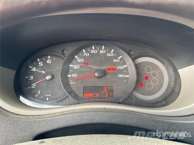 Renault Master dCi 125 Vehicule Utilitaire Cargo Van Furgonetas /Furgón