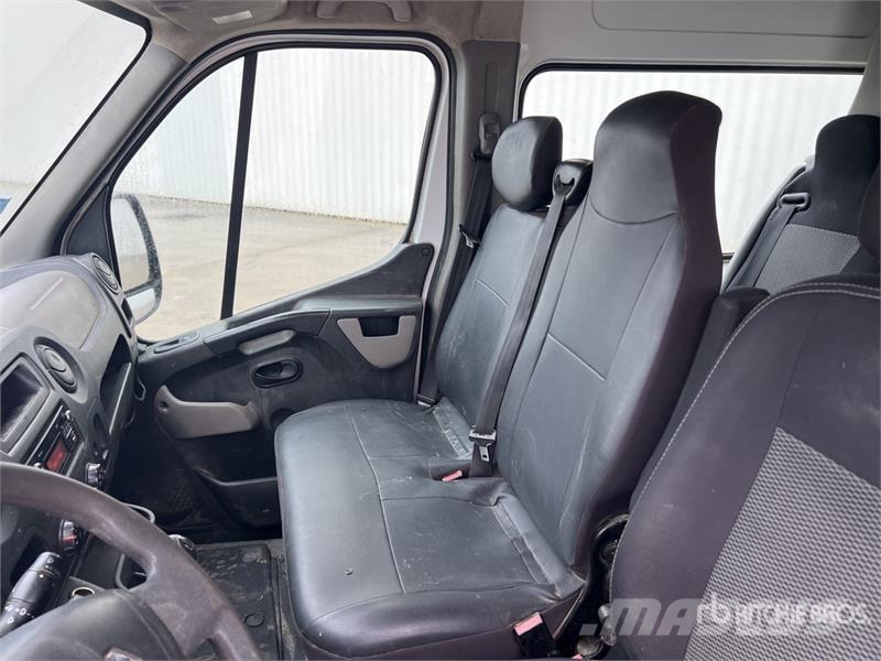 Renault Master DCi 125 Vehicule Utilitaire Cargo Van Panel vans