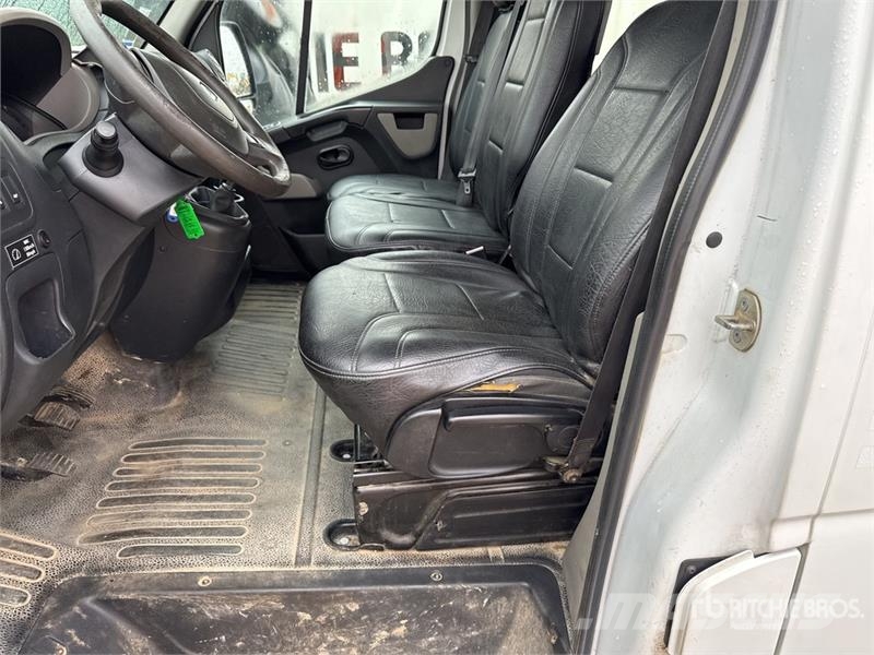 Renault Master dCi 125 Vehicule Utilitaire Cargo Van Furgonetas /Furgón