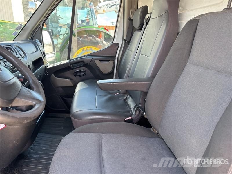 Renault Master dCi 125 Vehicule Utilitaire Cargo Van Furgonetas /Furgón