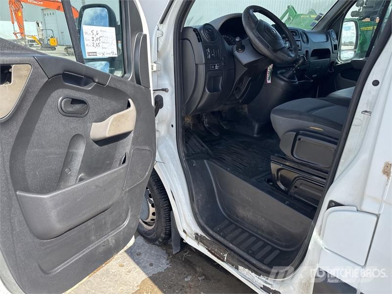Renault Master dCi 125 Vehicule Utilitaire Cargo Van Furgonetas /Furgón