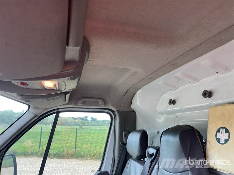 Renault Master dCi 125 4x2 Extended Cab Camion Benne Dump Camiones bañeras basculantes o volquetes