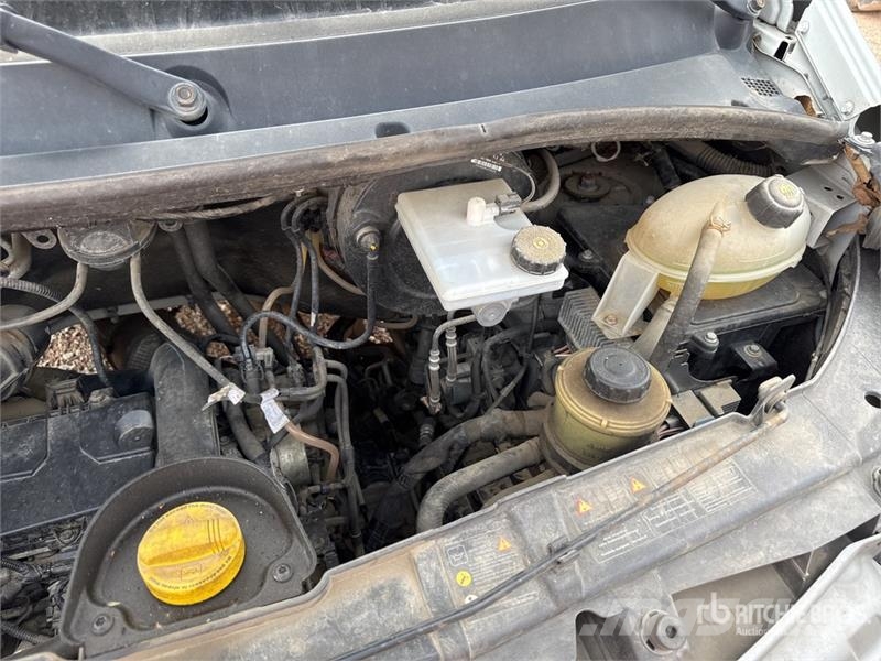 Renault Master dCi 125 Vehicule Utilitaire Cargo Van Furgonetas /Furgón