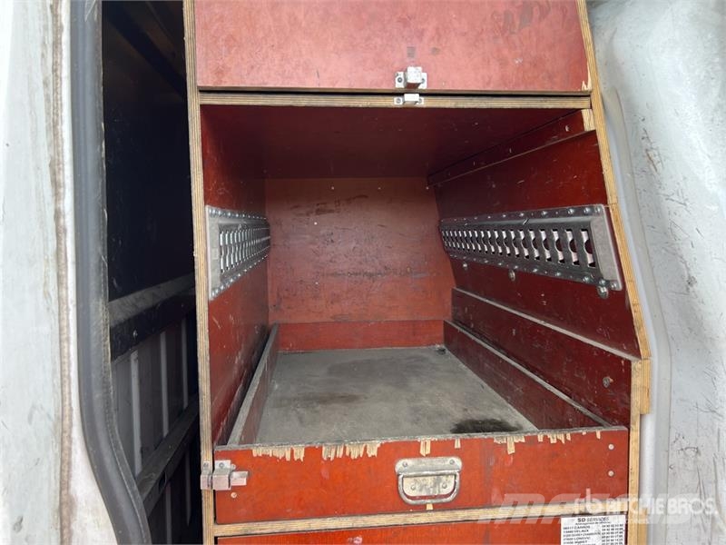 Renault Master dCi 125 4x2 Extended Cab Camion Benne Dump Camiones bañeras basculantes o volquetes