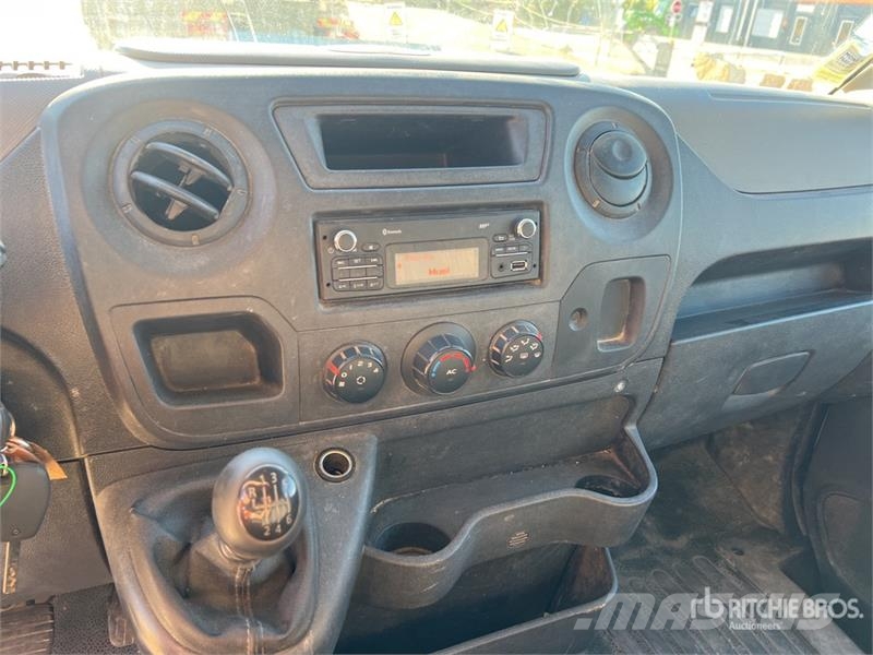 Renault Master DCI 125 Vehicule Utilitaire Cargo Van Furgões