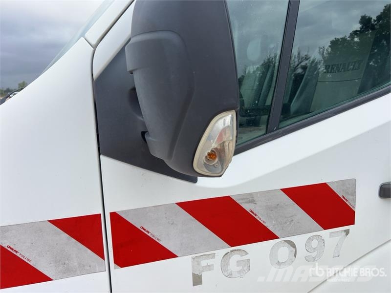 Renault Master dCi 125 Vehicule Utilitaire Cargo Van 패널 화물차