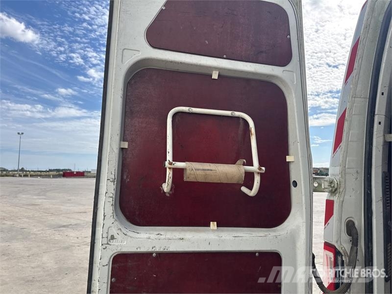 Renault Master dCi 125 Vehicule Utilitaire Cargo Van Furgonetas /Furgón