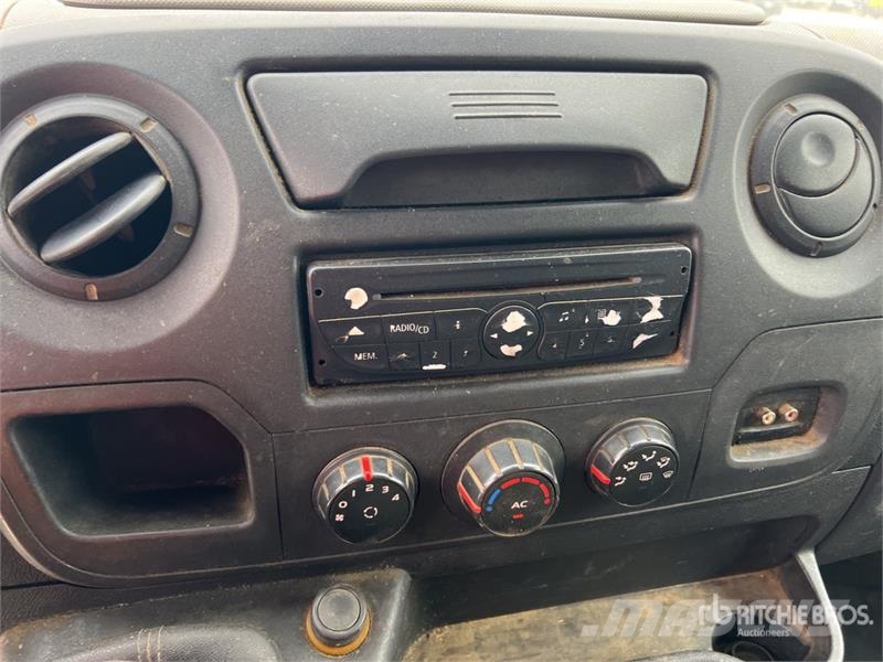 Renault Master dCi 125 Vehicule Utilitaire Cargo Van 패널 화물차