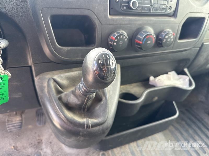 Renault Master dCi 125 Vehicule Utilitaire Cargo Van Furgonetas /Furgón