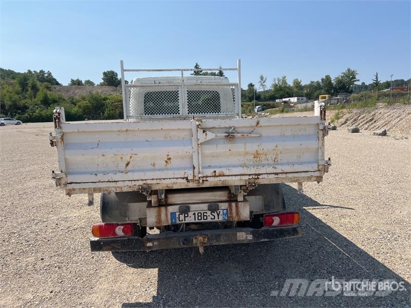 Renault Master dCI 125 4x2 Extended Cab Camion Benne Dump Tipper trucks