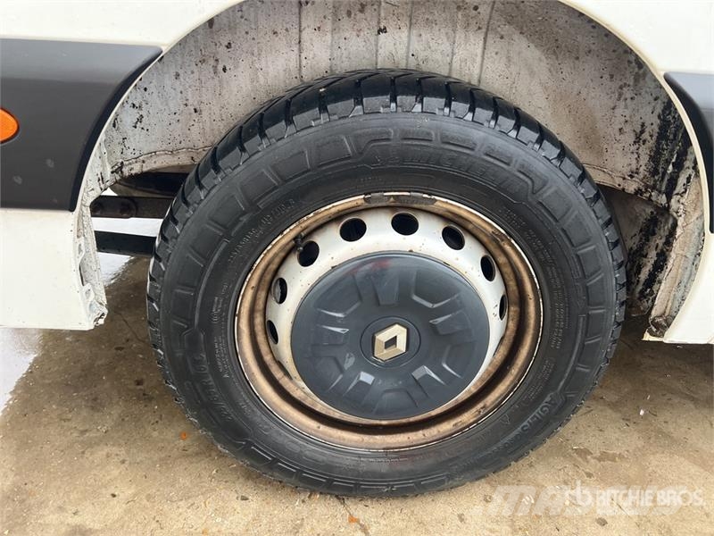 Renault Master DCi 125 Vehicule Utilitaire Cargo Van Panel vans