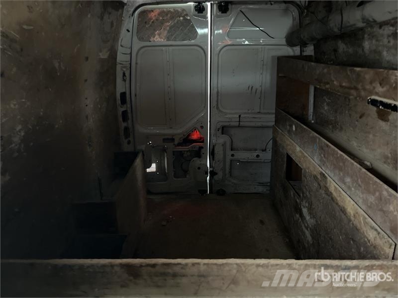 Renault Master DCi 125 Vehicule Utilitaire Cargo Van Pakettiautot