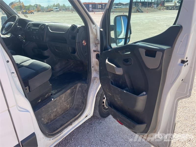 Renault Master dCi 125 Vehicule Utilitaire Cargo Van Furgonetas /Furgón