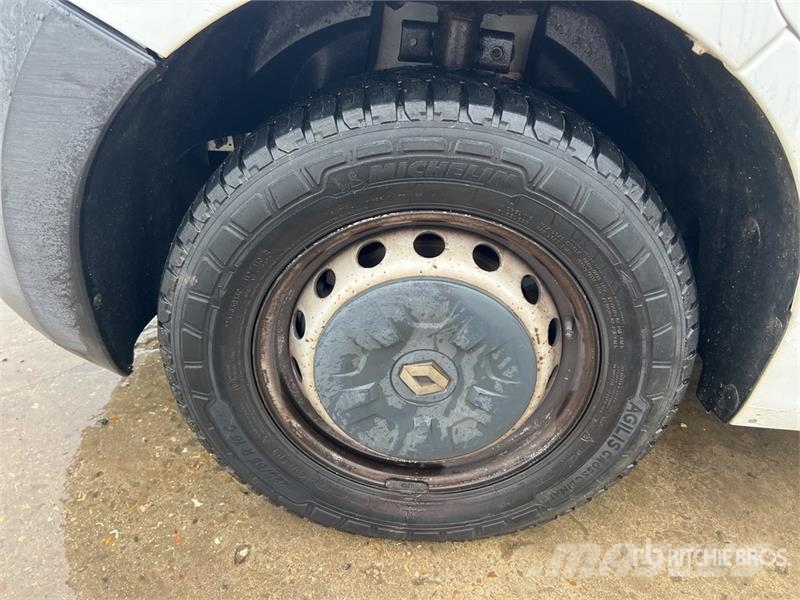 Renault Master DCi 125 Vehicule Utilitaire Cargo Van Pakettiautot
