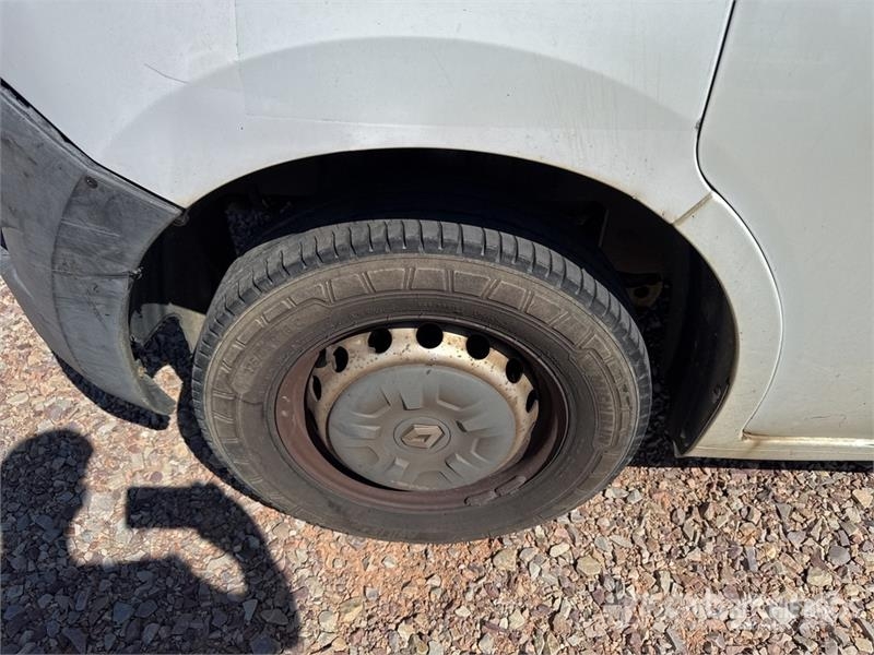 Renault Master dCi 125 Vehicule Utilitaire Cargo Van (Inop Furgonetas /Furgón