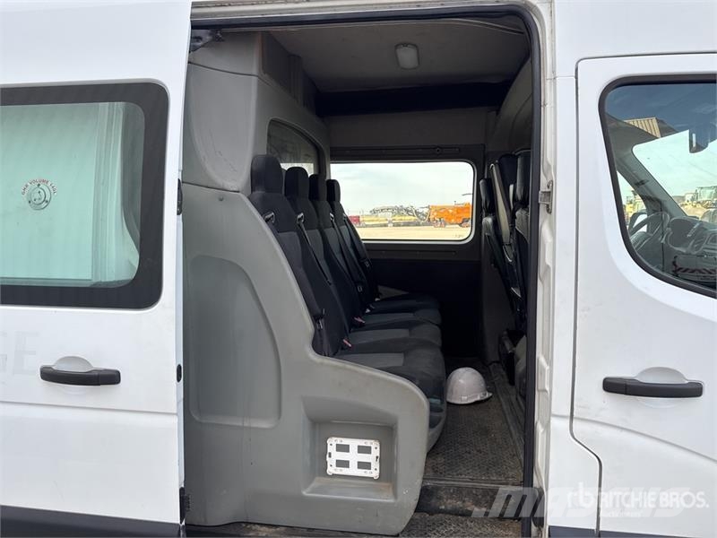 Renault Master dCi 125 Vehicule Utilitaire Cargo Van Furgonetas /Furgón