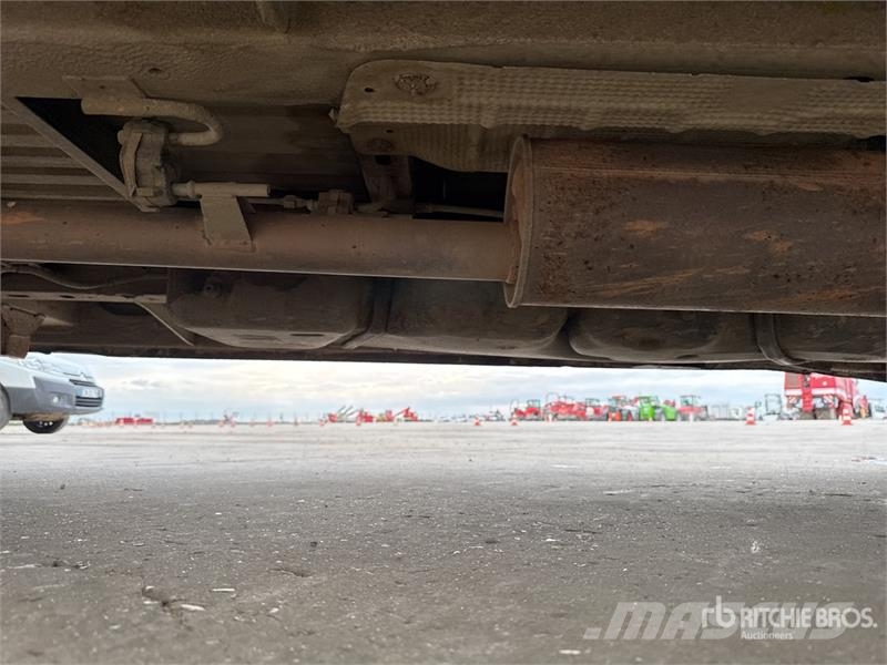Renault Master dCi 125 Vehicule Utilitaire Cargo Van Transporterek