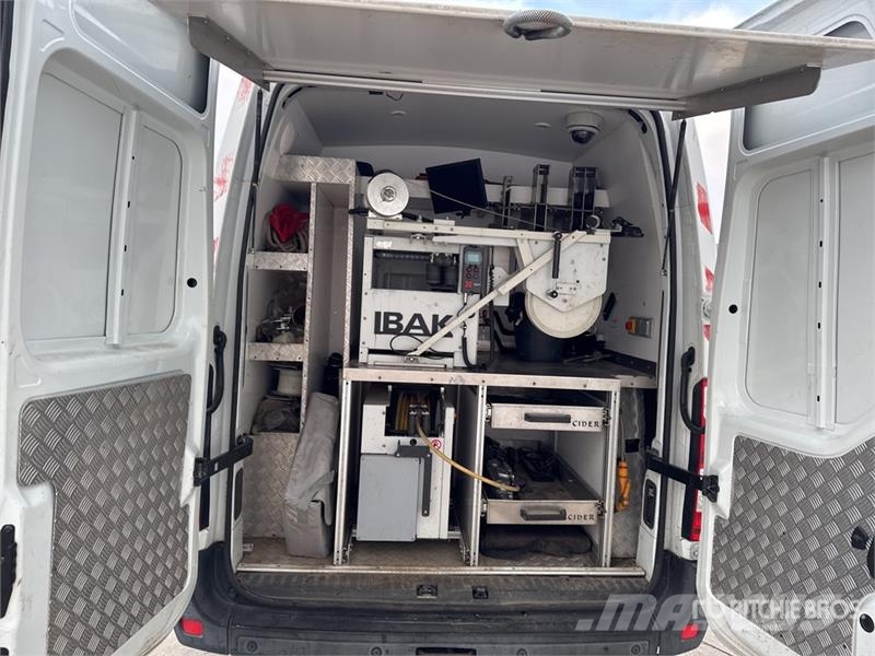Renault Master dCi 135 Vehicule Utilitaire Cargo Van Kaubikud